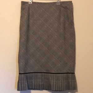 Intuitions Size 6 skirt